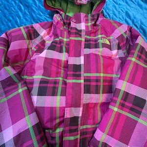 The North Face Girls TriClimate 3-in-1
Jacket Pink sz XL 18 (women’s small equal